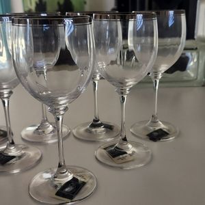 Set of 8 Mikasa Stephanie platinum wine glasses